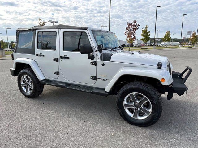 2012 Jeep Wrangler Unlimited Sahara