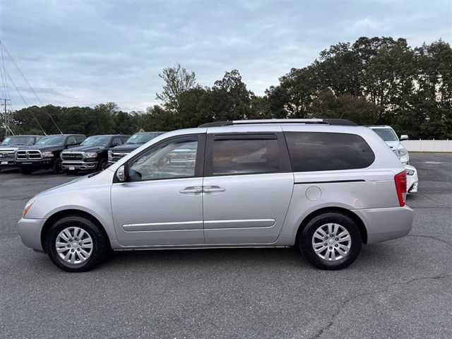 2012 Kia Sedona LX