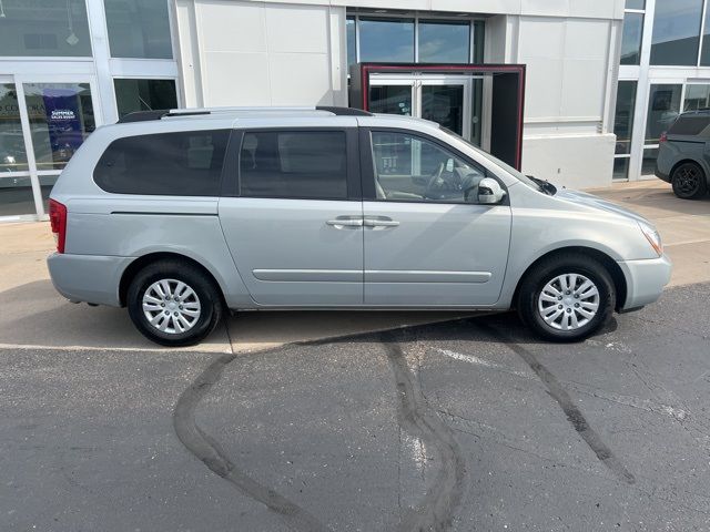 2012 Kia Sedona LX