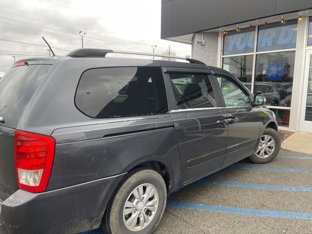 2012 Kia Sedona LX