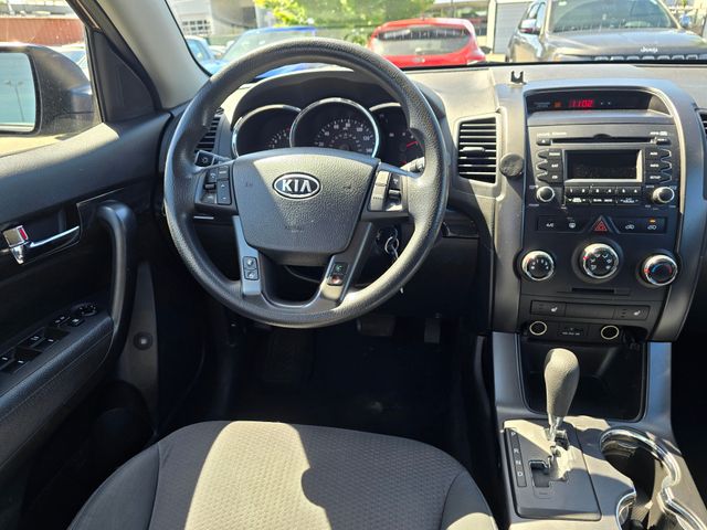 2012 Kia Sorento LX