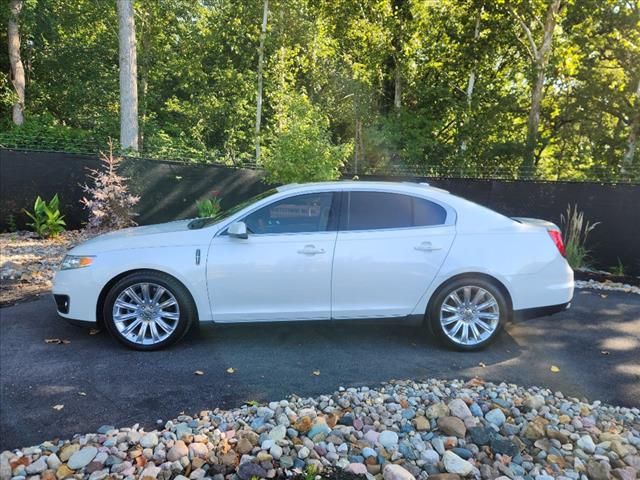 2012 Lincoln MKS Base