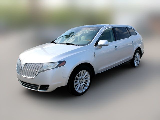 2012 Lincoln MKT Base
