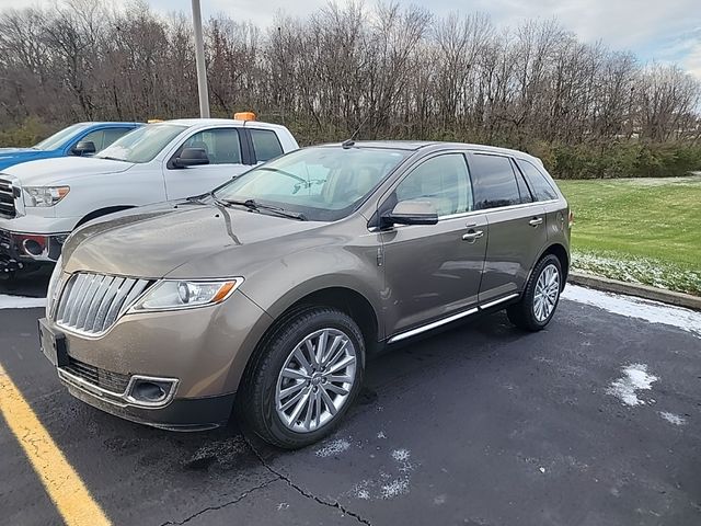 2012 Lincoln MKX Base