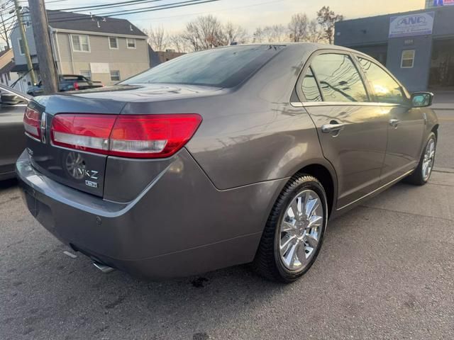 2012 Lincoln MKZ Base