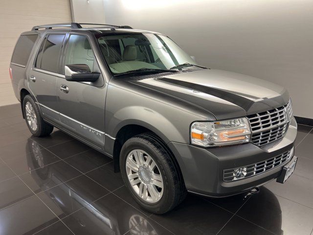 2012 Lincoln Navigator Base