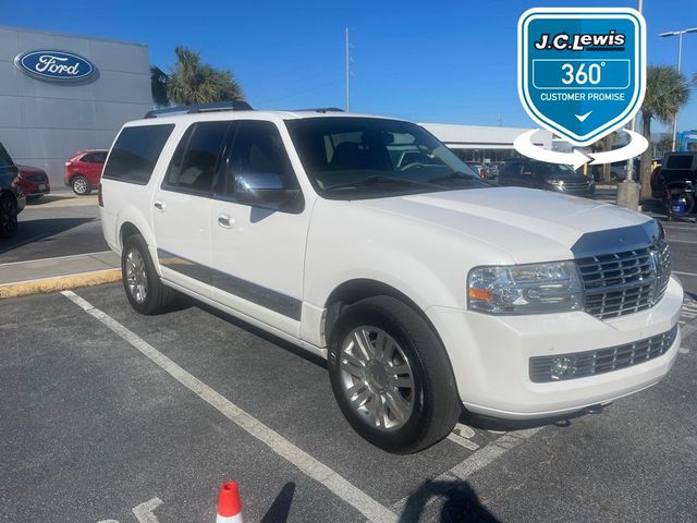 2012 Lincoln Navigator L Base