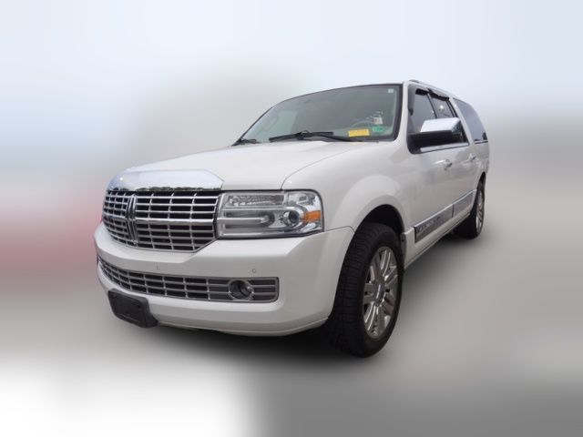 2012 Lincoln Navigator L Base