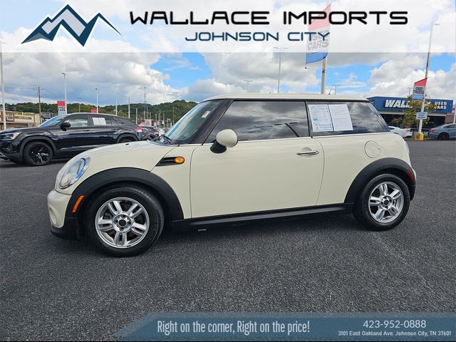 2012 MINI Cooper Hardtop Base