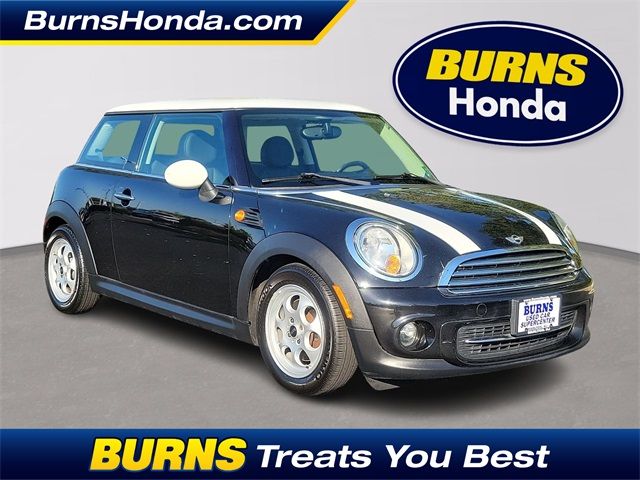 2012 MINI Cooper Hardtop Base