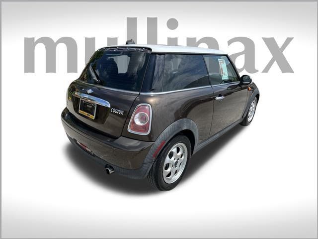 2012 MINI Cooper Hardtop Base