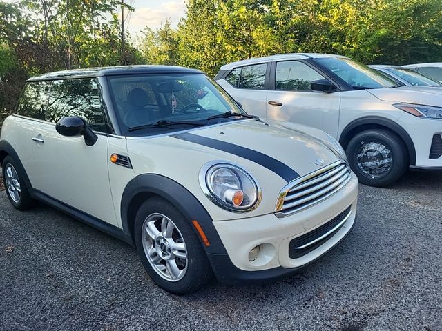 2012 MINI Cooper Hardtop Base