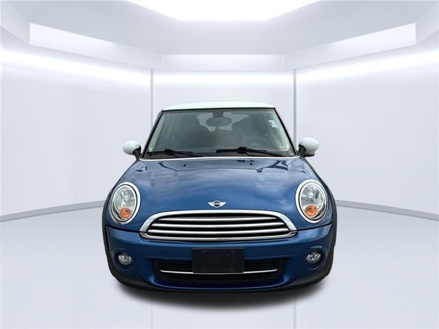 2012 MINI Cooper Hardtop Base