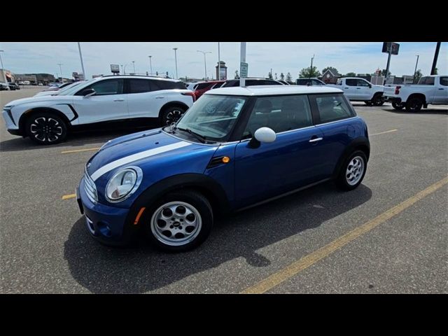 2012 MINI Cooper Hardtop Base