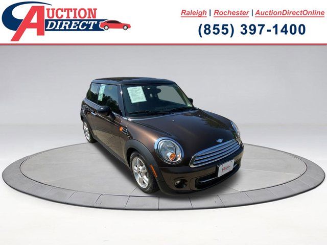 2012 MINI Cooper Hardtop Base