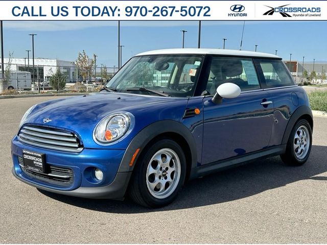 2012 MINI Cooper Hardtop Base