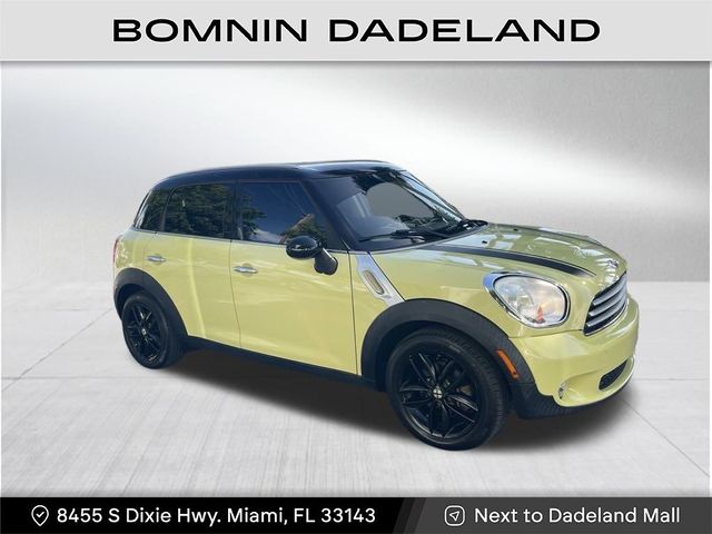 2012 MINI Cooper Countryman Base