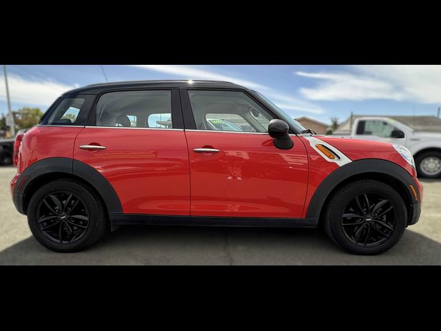 2012 MINI Cooper Countryman Base
