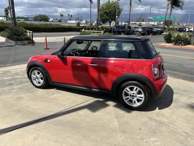 2012 MINI Cooper Hardtop Base