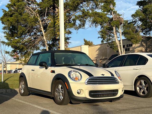 2012 MINI Cooper Hardtop Base