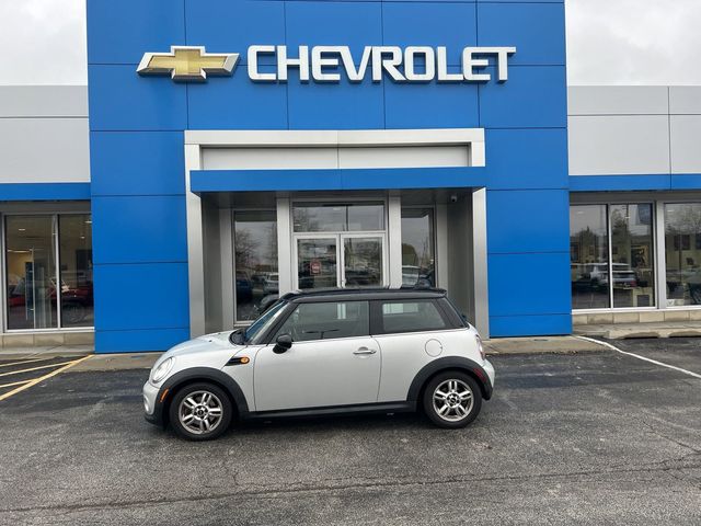 2012 MINI Cooper Hardtop Base