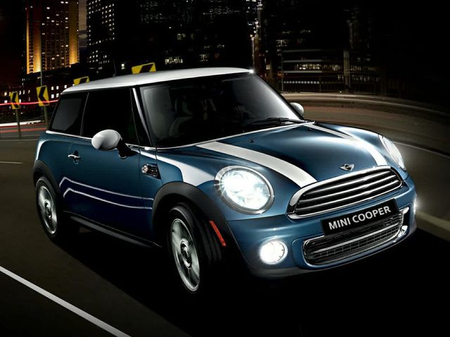 2012 MINI Cooper Hardtop Base