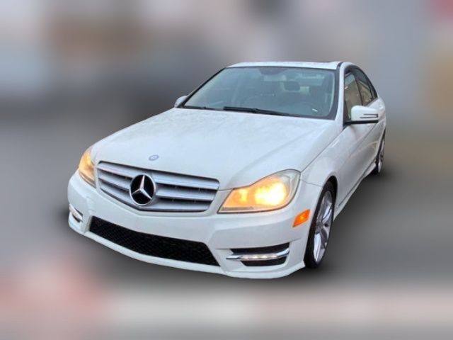 2012 Mercedes-Benz C-Class 300 Luxury