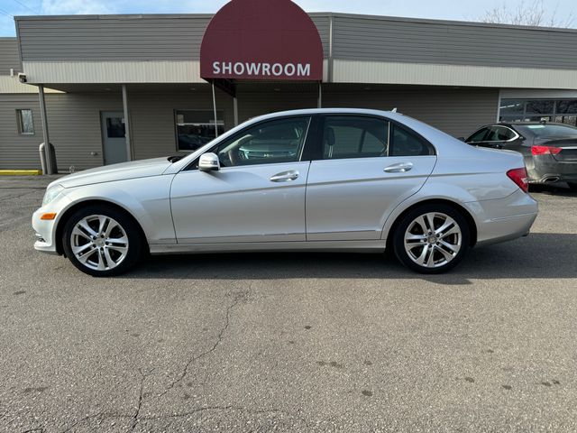 2012 Mercedes-Benz C-Class 300 Sport