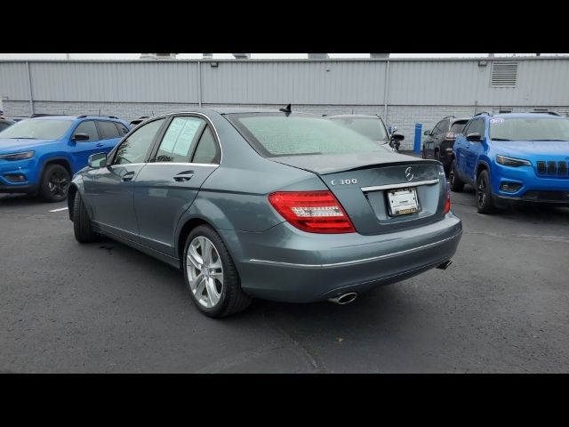 2012 Mercedes-Benz C-Class 300 Luxury