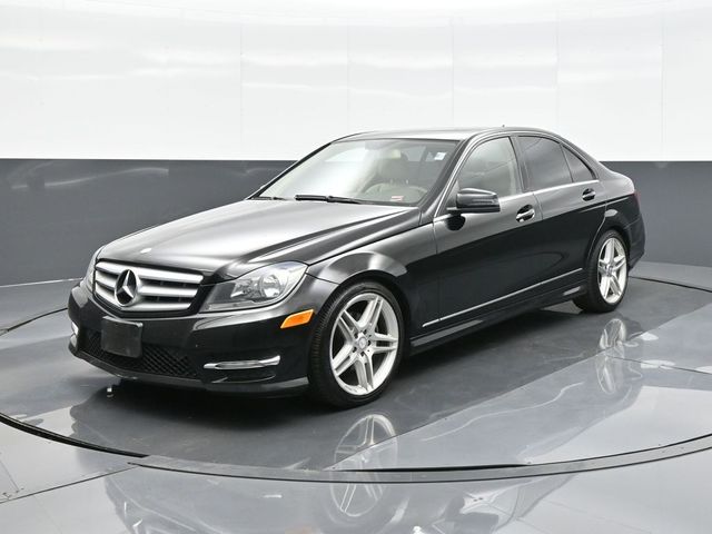 2012 Mercedes-Benz C-Class 300 Luxury