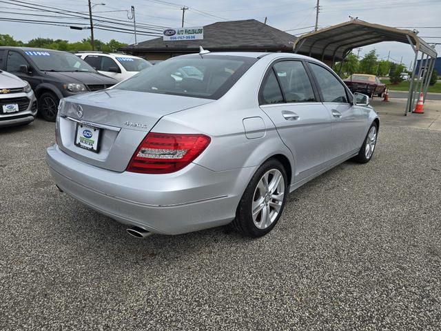 2012 Mercedes-Benz C-Class 300 Luxury