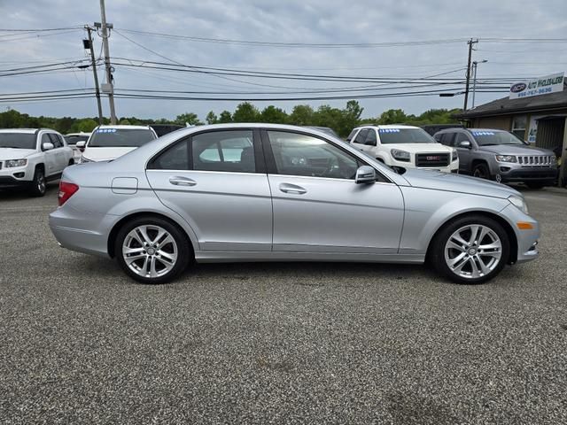 2012 Mercedes-Benz C-Class 300 Luxury