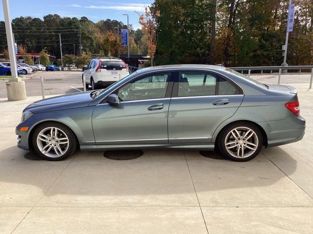 2012 Mercedes-Benz C-Class 300 Luxury