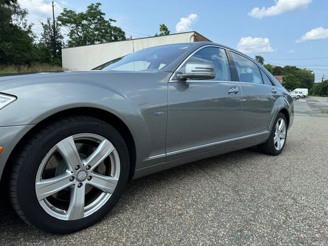 2012 Mercedes-Benz S-Class 550