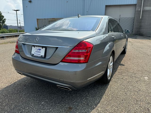 2012 Mercedes-Benz S-Class 550