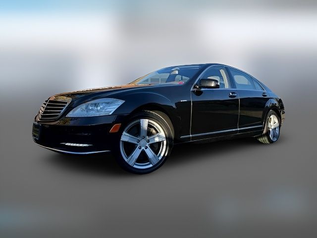 2012 Mercedes-Benz S-Class 550