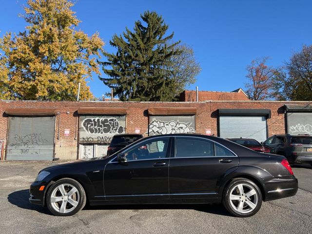 2012 Mercedes-Benz S-Class 550