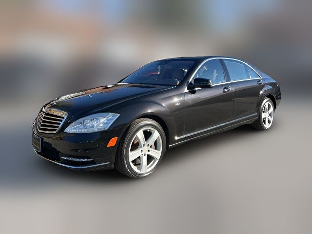 2012 Mercedes-Benz S-Class 550