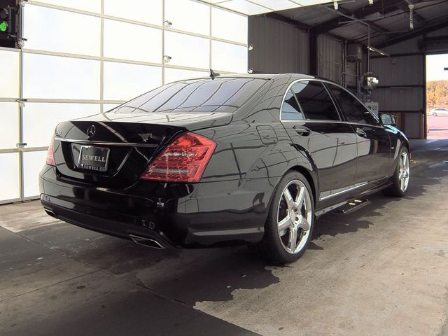 2012 Mercedes-Benz S-Class 550