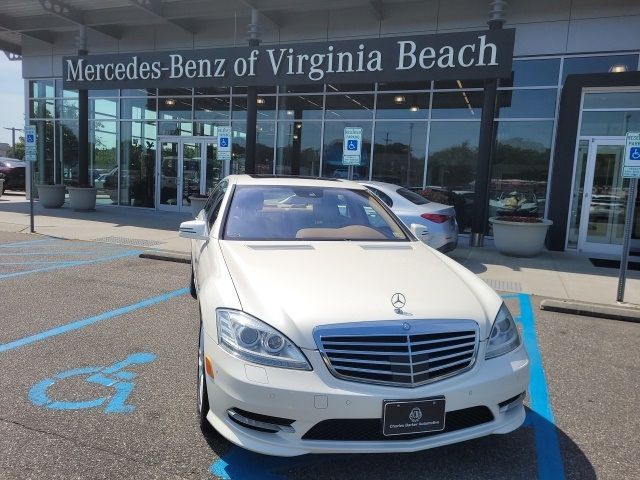 2012 Mercedes-Benz S-Class 550