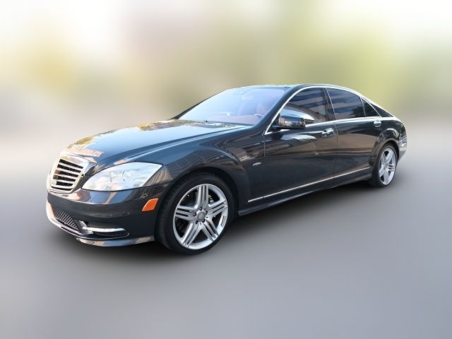 2012 Mercedes-Benz S-Class 550