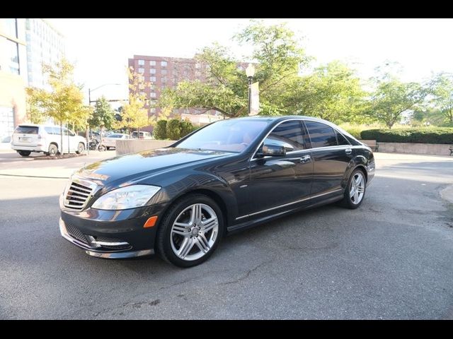 2012 Mercedes-Benz S-Class 550