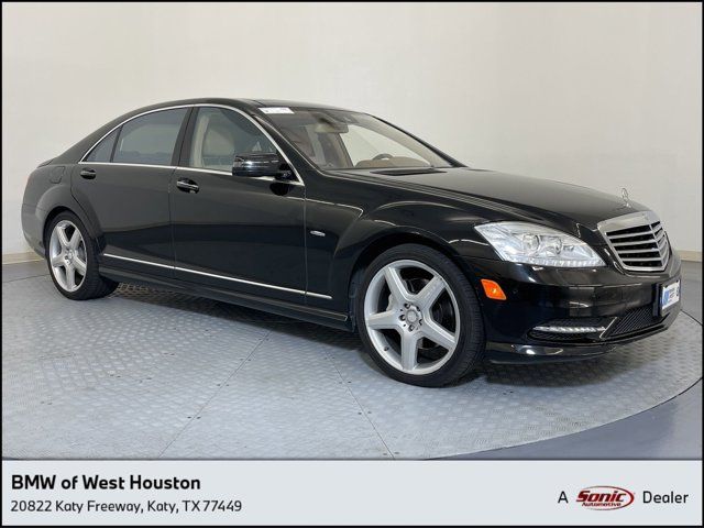 2012 Mercedes-Benz S-Class 550