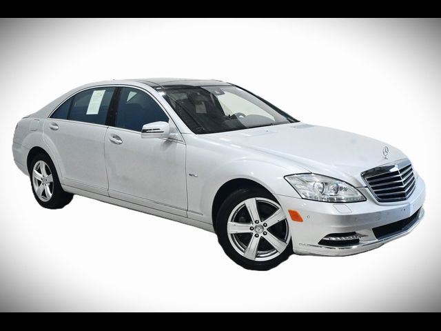 2012 Mercedes-Benz S-Class 550