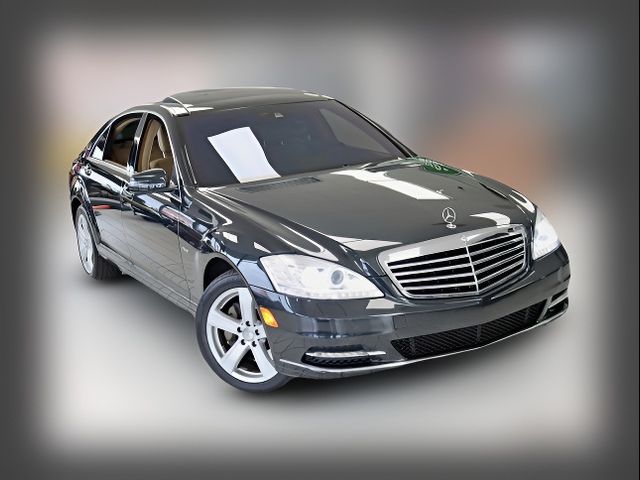 2012 Mercedes-Benz S-Class 550