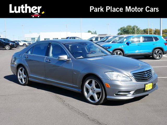 2012 Mercedes-Benz S-Class 550