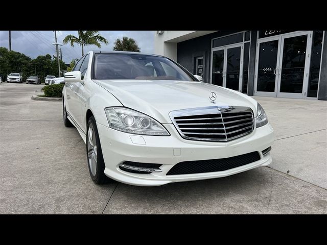 2012 Mercedes-Benz S-Class 550