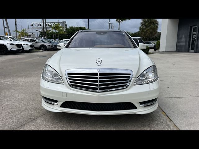 2012 Mercedes-Benz S-Class 550