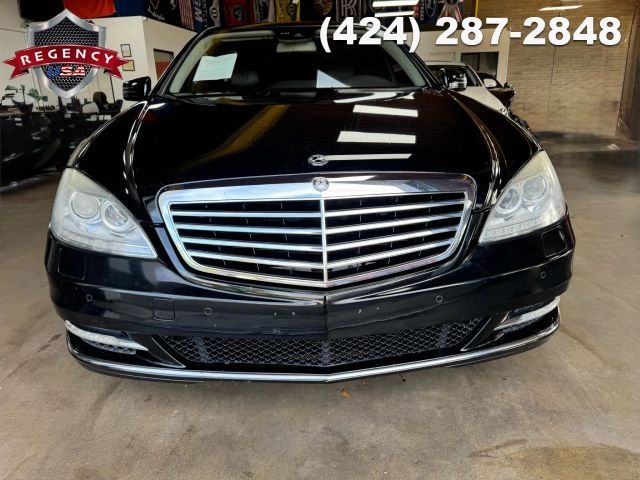 2012 Mercedes-Benz S-Class 550