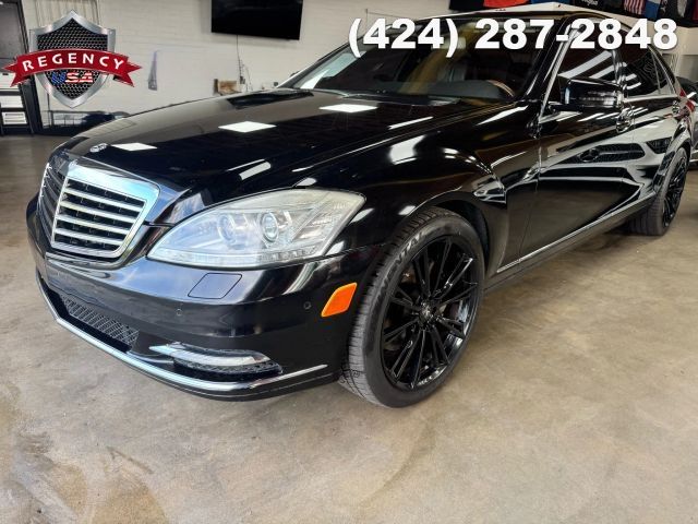 2012 Mercedes-Benz S-Class 550